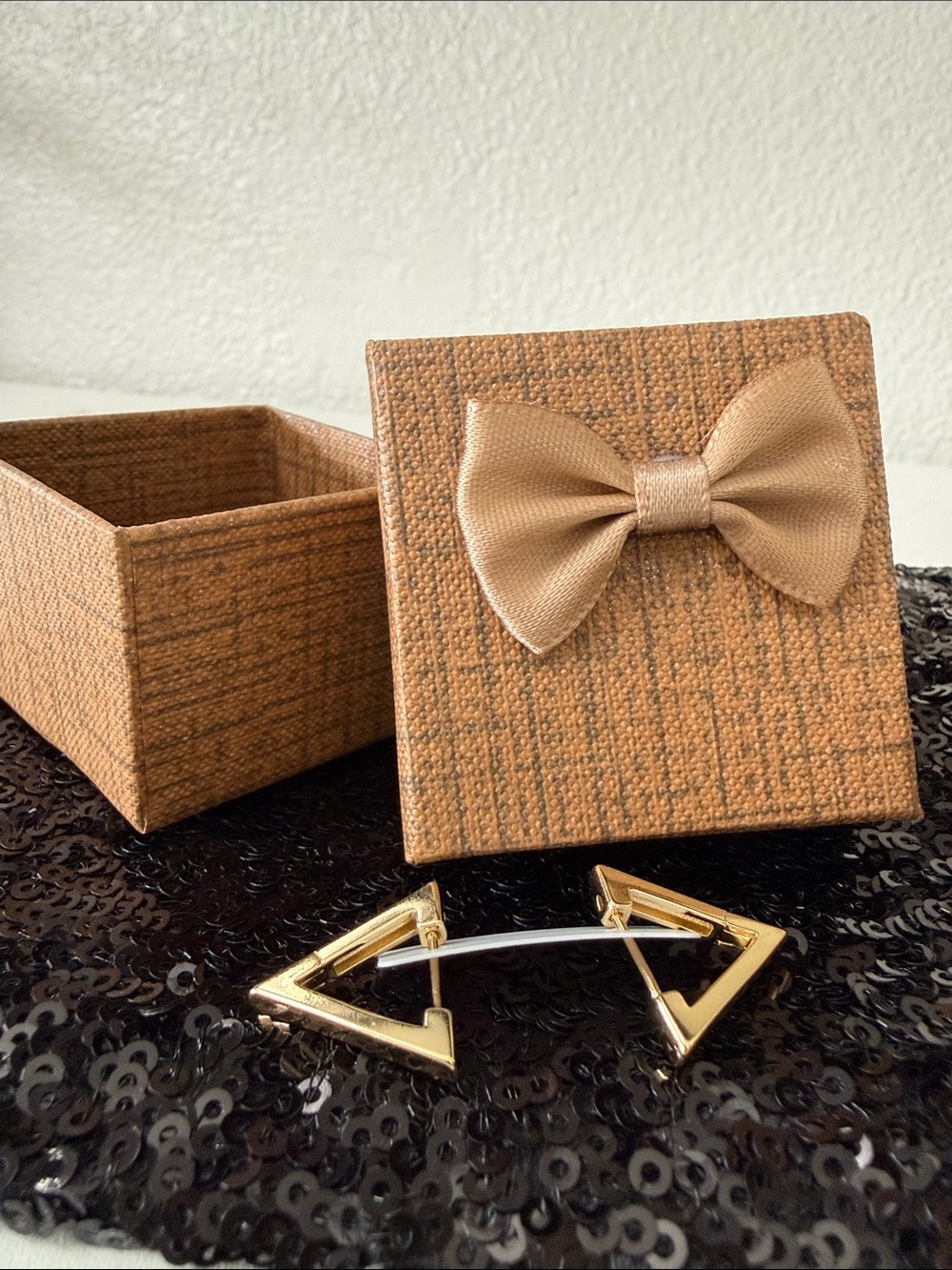Gold Triangle Geometric Drop Earrings w/ Brown Gift box 🎁